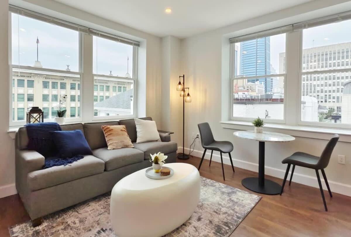 Fun Cozy Apts - 1 25 Mile Walk To Tiaa Bnk Fld Джэксонвиль Экстерьер фото
